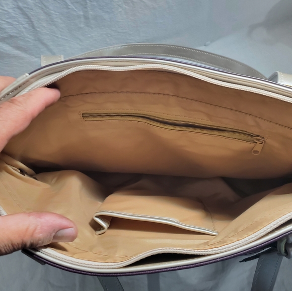 AURIELLE Two Tone Leather Womens Bag /Purse - Picture 6 of 6